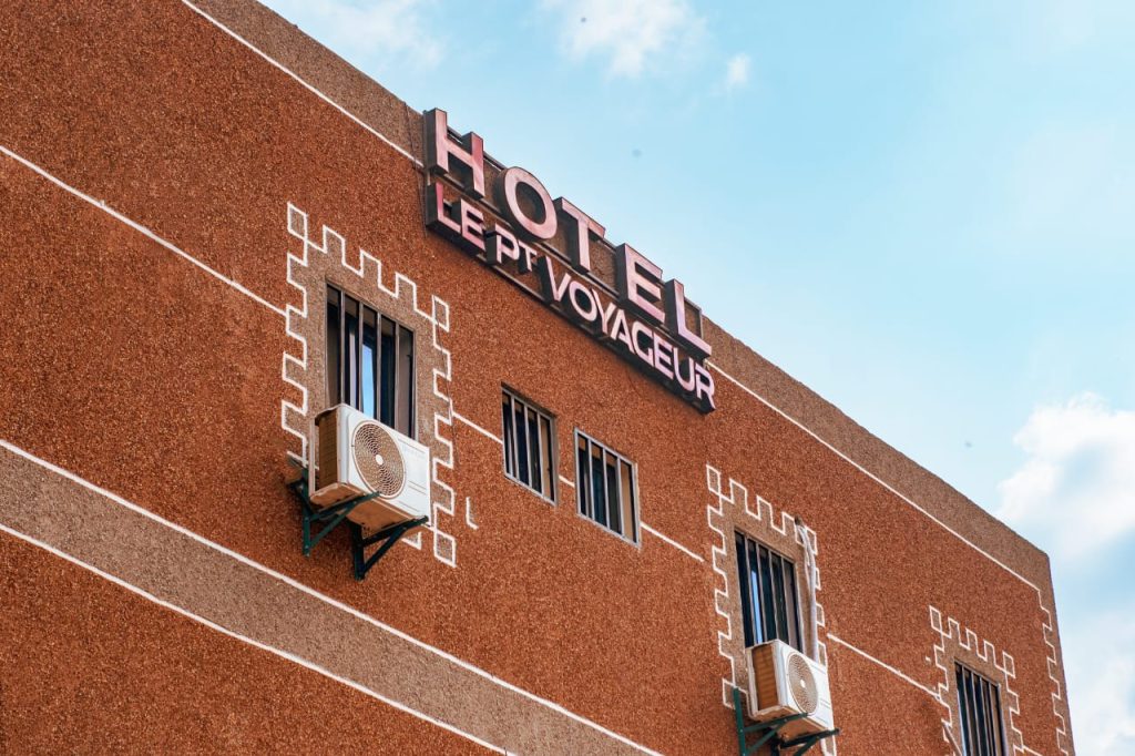 Hôtel Petit Voyageur